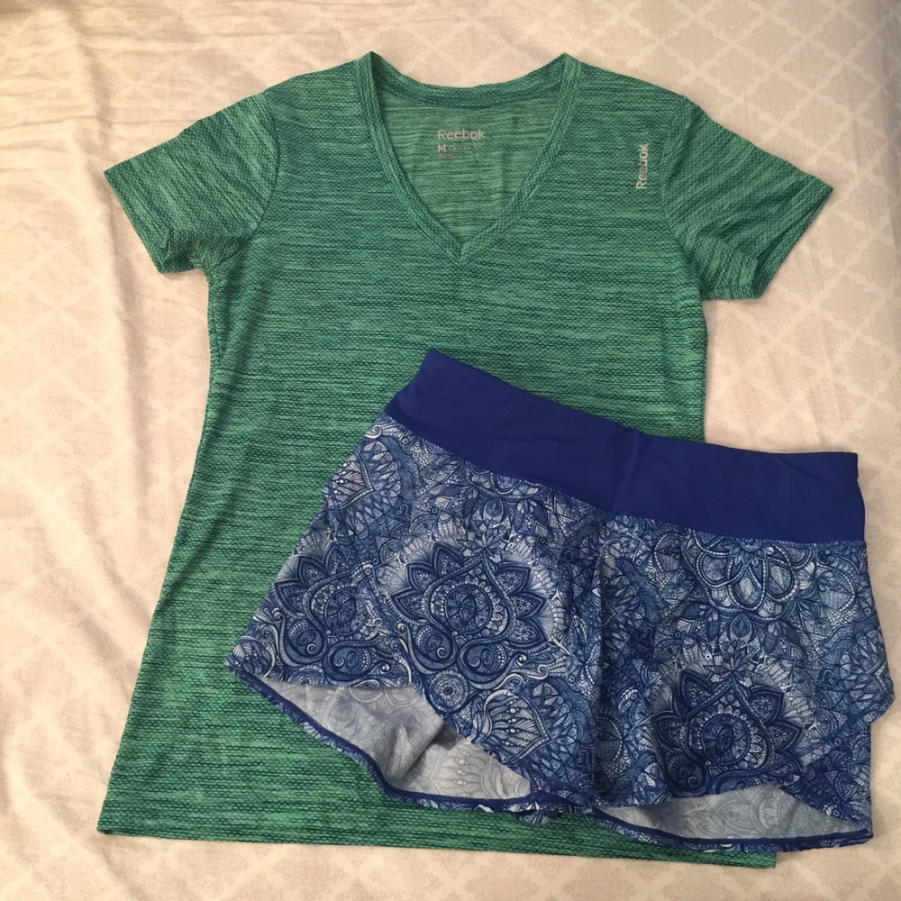 Reebok T-shirt Size Medium